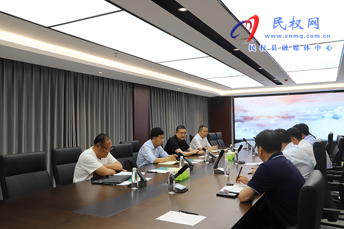 副市長高大立到民調(diào)研麥田管理及高標準農(nóng)田建設(shè)工作 副市長高大立到民調(diào)研麥田管理及高標準農(nóng)田建設(shè)工作