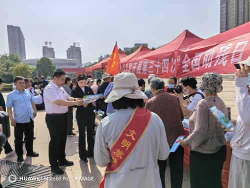 縣殘聯(lián)舉行第三十四次全國(guó)助殘日主題活動(dòng) 縣殘聯(lián)舉行第三十四次全國(guó)助殘日主題活動(dòng)