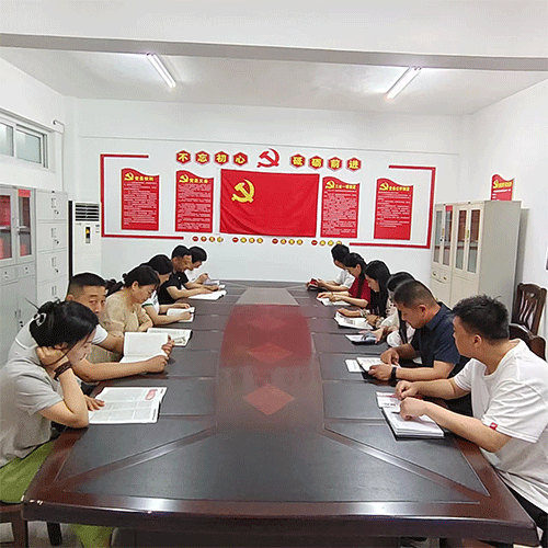 縣公路事業(yè)發(fā)展中心舉行黨紀學習教育 “全民閱讀”活動 縣公路事業(yè)發(fā)展中心舉行黨紀學習教育 “全民閱讀”活動