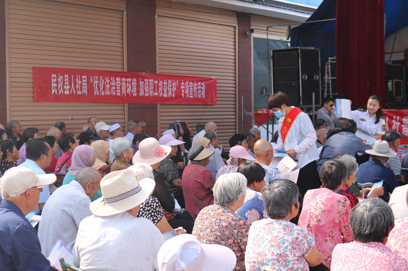 民權(quán)縣人社局開展人力資源和社會(huì)保障 法律法規(guī)宣傳月活動(dòng) 民權(quán)縣人社局開展人力資源和社會(huì)保障 法律法規(guī)宣傳月活動(dòng)