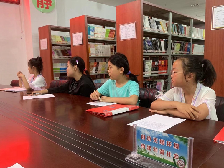 民權(quán)縣圖書館舉辦2024年第十五期“快樂繪本劇 傳承誦經(jīng)典”閱讀活動(dòng) 民權(quán)縣圖書館舉辦2024年第十五期“快樂繪本劇 傳承誦經(jīng)典”閱讀活動(dòng)
