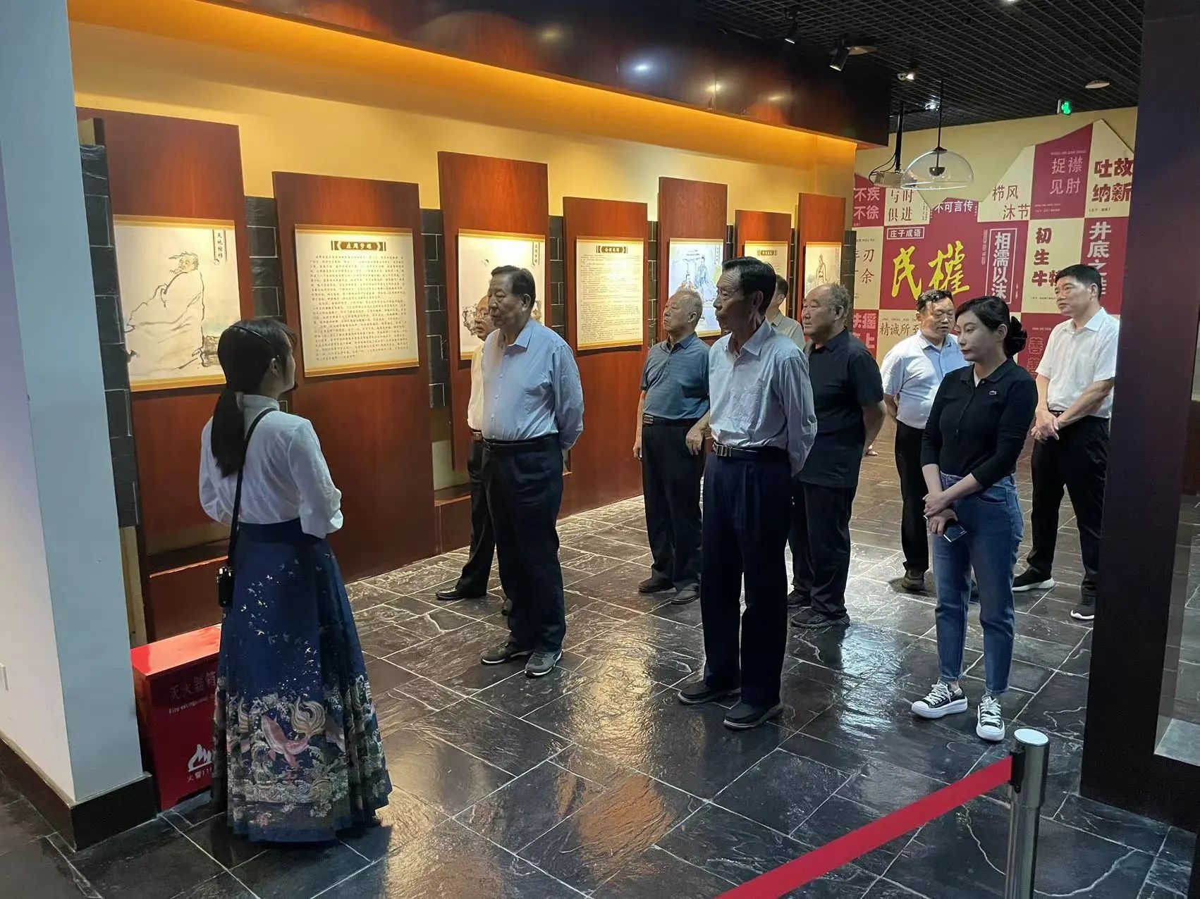 市關(guān)工委到莊子文化館調(diào)研 市關(guān)工委到莊子文化館調(diào)研