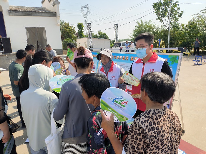 團縣委參加2024年民權(quán)縣科技活動周暨文化、科技、衛(wèi)生“三下鄉(xiāng)”活動