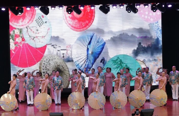 民權(quán)縣人民文化館組織參加2024年“奮進(jìn)新征程 秀出新風(fēng)采”商丘市首屆銀發(fā)藝術(shù)模特大賽 民權(quán)縣人民文化館組織參加2024年“奮進(jìn)新征程 秀出新風(fēng)采”商丘市首屆銀發(fā)藝術(shù)模特大賽