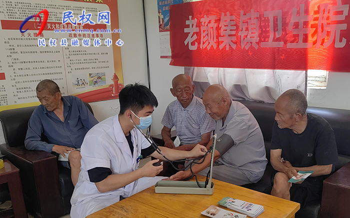老顏集鎮(zhèn):衛(wèi)生院健康送到敬老院 老顏集鎮(zhèn):衛(wèi)生院健康送到敬老院