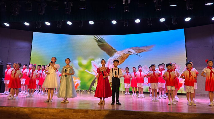 民權(quán)縣第三小學兩節(jié)目在經(jīng)典誦讀大賽中雙雙獲獎 民權(quán)縣第三小學兩節(jié)目在經(jīng)典誦讀大賽中雙雙獲獎