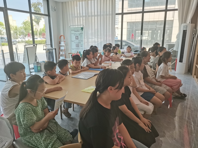 民權(quán)縣圖書館舉辦第十二期“閱讀推廣人”周末公益培訓(xùn) 民權(quán)縣圖書館舉辦第十二期“閱讀推廣人”周末公益培訓(xùn)