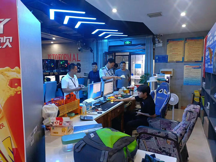 民權(quán)縣文化市場綜合行政執(zhí)法大隊開展汛期安全生產(chǎn)排查行動及防汛應(yīng)急物資儲備指導(dǎo)工作 民權(quán)縣文化市場綜合行政執(zhí)法大隊開展汛期安全生產(chǎn)排查行動及防汛應(yīng)急物資儲備指導(dǎo)工作