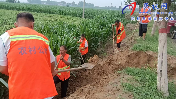 孫六鎮(zhèn)多舉措做好汛期公路養(yǎng)護(hù)安全工作 孫六鎮(zhèn)多舉措做好汛期公路養(yǎng)護(hù)安全工作