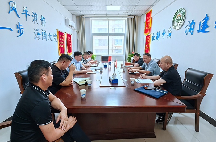 商丘市人社局深入到民權縣調研重點企業(yè)用工情況 商丘市人社局深入到民權縣調研重點企業(yè)用工情況