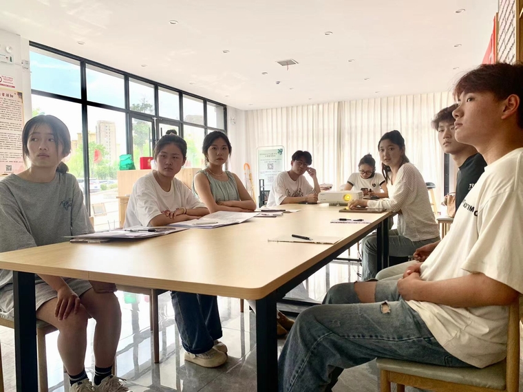 民權(quán)縣圖書館舉辦第一期播音與主持公益講座 民權(quán)縣圖書館舉辦第一期播音與主持公益講座