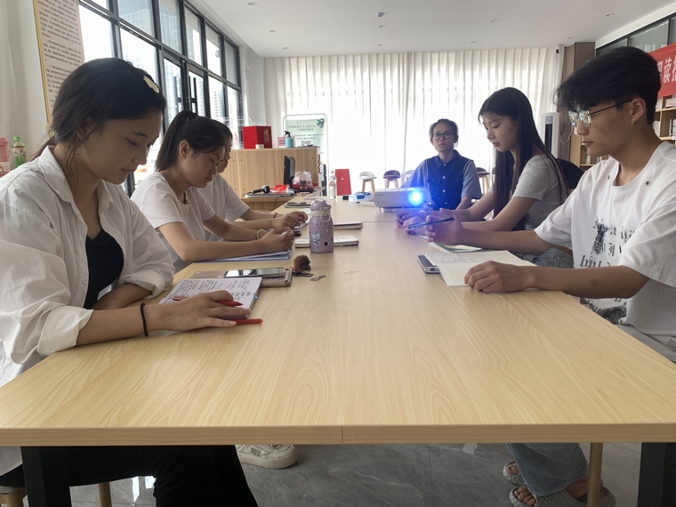 民權(quán)縣圖書館舉辦第二期播音與主持公益講座 民權(quán)縣圖書館舉辦第二期播音與主持公益講座