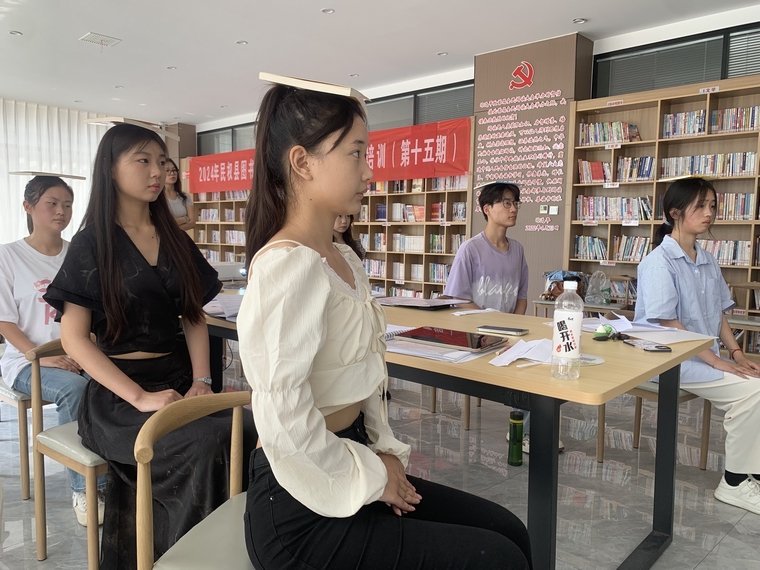 民權(quán)縣圖書館舉辦第三期播音與主持公益講座 民權(quán)縣圖書館舉辦第三期播音與主持公益講座