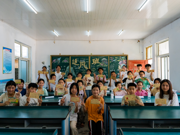 志愿于心，服務(wù)于行 ——大眼睛公益團(tuán)隊(duì)瓦屋營(yíng)小學(xué)2024夏令營(yíng)圓滿開(kāi)幕