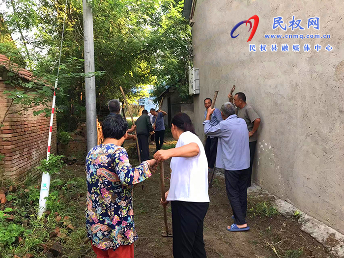 龍?zhí)伶?zhèn):開展雨后人居環(huán)境治理 筑牢生態(tài)宜居星創(chuàng)建基石 龍?zhí)伶?zhèn):開展雨后人居環(huán)境治理 筑牢生態(tài)宜居星創(chuàng)建基石