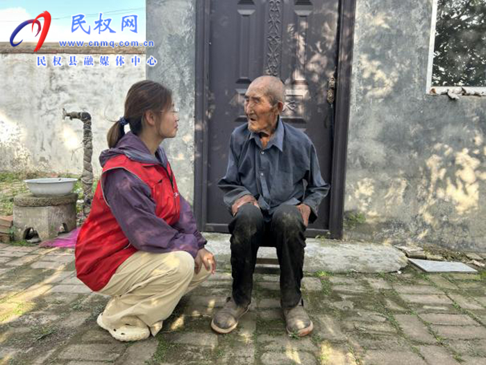 胡集鄉(xiāng)社工站開展“高齡人員”入戶探訪工作 胡集鄉(xiāng)社工站開展“高齡人員”入戶探訪工作