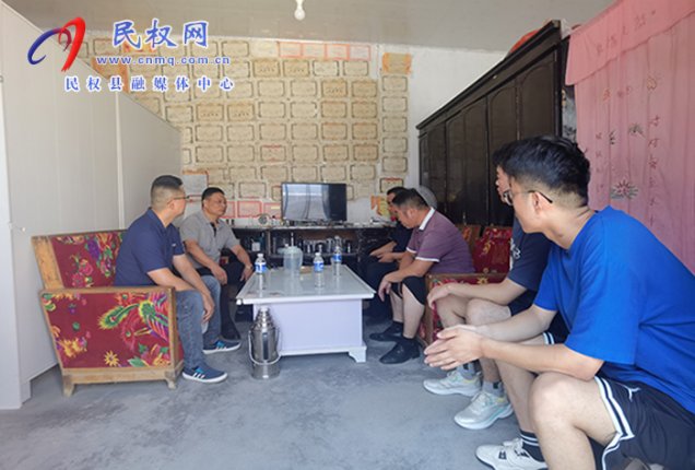 愛心企業(yè)捐贈(zèng)助學(xué)資金 助