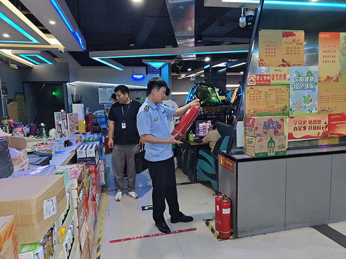 民權(quán)縣文化廣電和旅游局扎實開展暑期未成年人保護(hù)及安全生產(chǎn)整治行動 民權(quán)縣文化廣電和旅游局扎實開展暑期未成年人保護(hù)及安全生產(chǎn)整治行動
