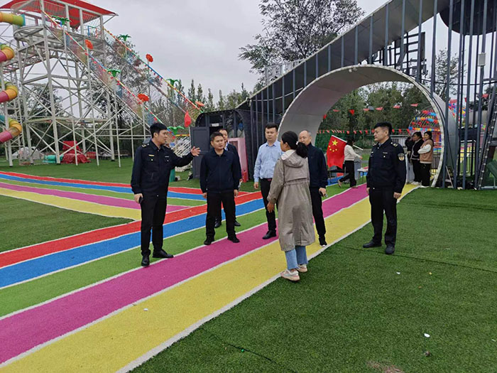 民權(quán)縣文化廣電和旅游局開展景區(qū)、游樂場(chǎng)所安全生產(chǎn)督導(dǎo)專項(xiàng)行動(dòng)