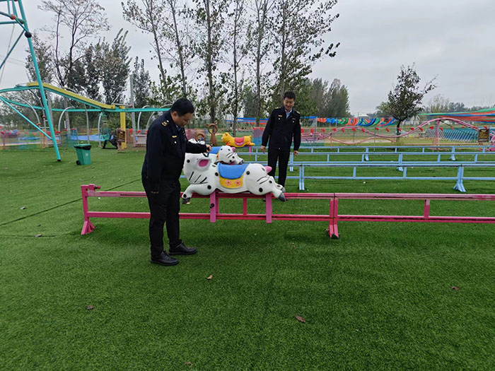 民權(quán)縣文化廣電和旅游局開展景區(qū)、游樂場(chǎng)所安全生產(chǎn)督導(dǎo)專項(xiàng)行動(dòng)
