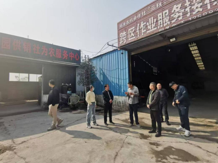 市供銷合作社到民權(quán)縣調(diào)研農(nóng)業(yè)社會化服務(wù)和為農(nóng)服務(wù)中心建設(shè)工作情況 市供銷合作社到民權(quán)縣調(diào)研農(nóng)業(yè)社會化服務(wù)和為農(nóng)服務(wù)中心建設(shè)工作情況
