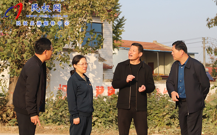 縣委書記王靜嫻調(diào)研督導涉農(nóng)領(lǐng)域突出問題排查整治工作