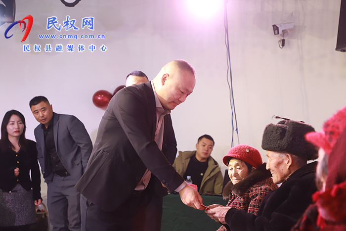 商丘中恒鋅鋼護(hù)欄廠2025年會盛典舉行 商丘中恒鋅鋼護(hù)欄廠2025年會盛典舉行