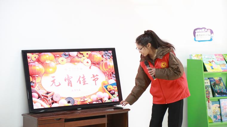 【我們的節(jié)日?元宵節(jié)系列活動(dòng)】民權(quán)縣圖書(shū)館舉辦“書(shū)香伴燈影 喜迎元宵節(jié)”親子閱讀活動(dòng)