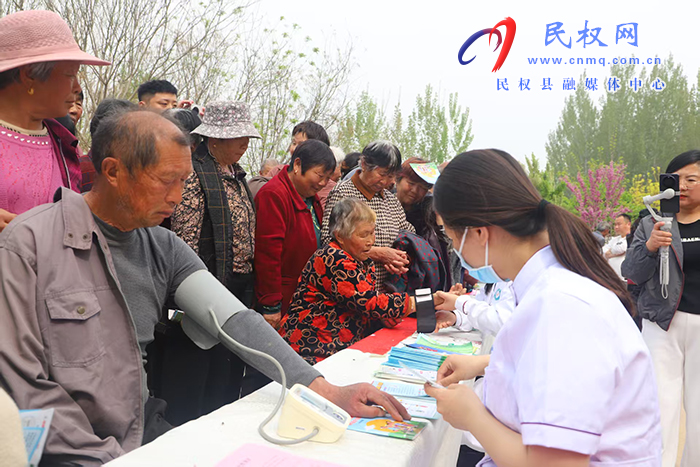 民權(quán)縣開展2025年文化科技衛(wèi)生“三下鄉(xiāng)”活動 民權(quán)縣開展2025年文化科技衛(wèi)生“三下鄉(xiāng)”活動