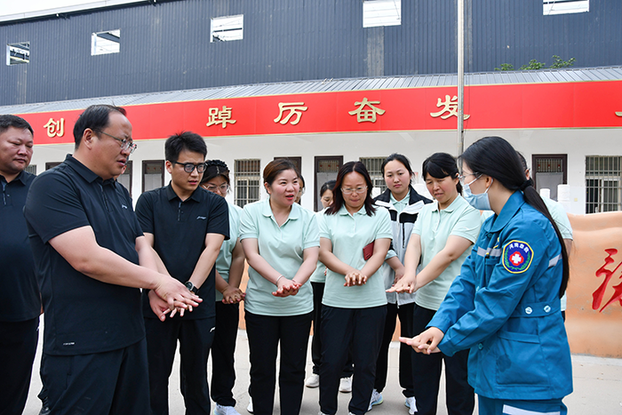 人和鎮(zhèn)開展2025年防汛救災應急演練 人和鎮(zhèn)開展2025年防汛救災應急演練