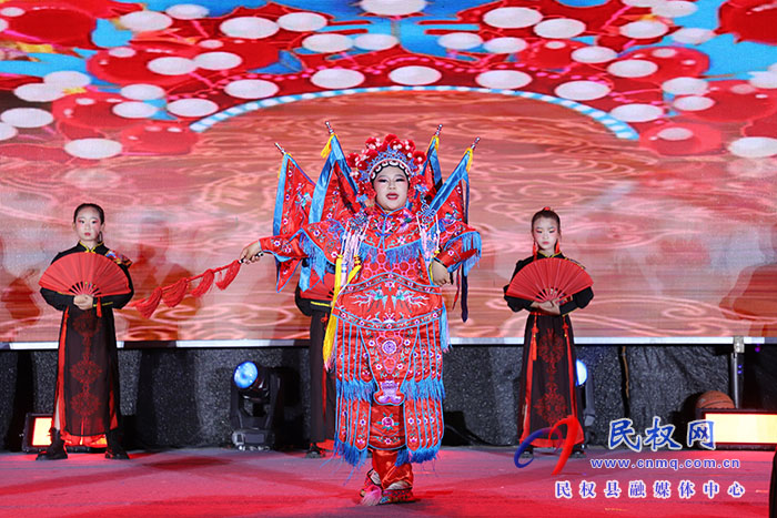 民權(quán)縣求實學(xué)校舉辦第八屆校園文化藝術(shù)節(jié) 民權(quán)縣求實學(xué)校舉辦第八屆校園文化藝術(shù)節(jié)