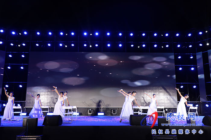 民權(quán)縣求實學(xué)校舉辦第八屆校園文化藝術(shù)節(jié) 民權(quán)縣求實學(xué)校舉辦第八屆校園文化藝術(shù)節(jié)