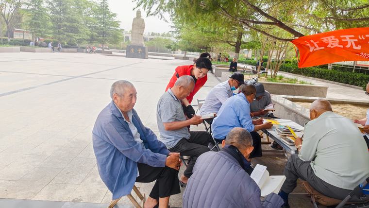 民權(quán)縣圖書館開展“讓愛無‘礙’ 書香相伴”閱讀服務(wù)活動 民權(quán)縣圖書館開展“讓愛無‘礙’ 書香相伴”閱讀服務(wù)活動