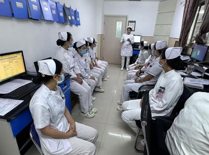 深耕護理一線，十九載初心不改 ——記民權縣中醫(yī)院心血管一病區(qū)護士長姚艷敏