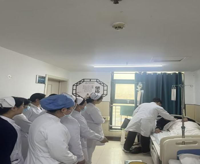 深耕護理一線，十九載初心不改 ——記民權縣中醫(yī)院心血管一病區(qū)護士長姚艷敏