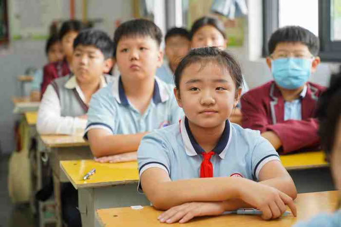 拒絕校園欺凌，筑牢校園安全防線——民權(quán)縣實驗小學(xué)教育集團組織開展防欺凌主題班會