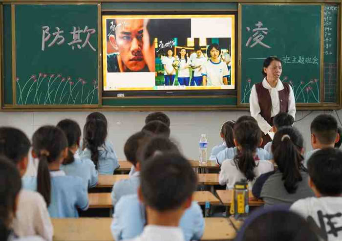 拒絕校園欺凌，筑牢校園安全防線——民權(quán)縣實驗小學(xué)教育集團組織開展防欺凌主題班會