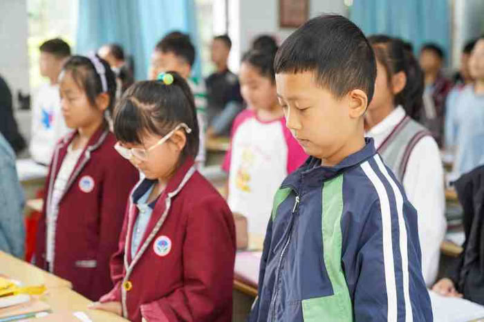 銘記，是為了更堅(jiān)定地前行！——民權(quán)縣實(shí)驗(yàn)小學(xué)教育集團(tuán)開展紀(jì)念“九一八”主題活動(dòng)