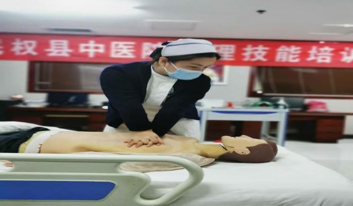 以專業(yè)“秀”實力，用堅守“紅”出圈 ——記民權(quán)縣中醫(yī)院神經(jīng)外科護士長王秀紅