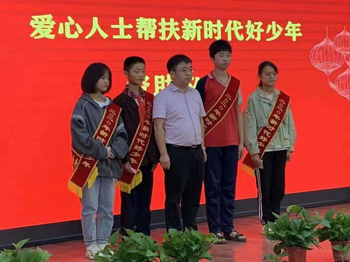 政協(xié)委員唐志發(fā) 愛心善舉